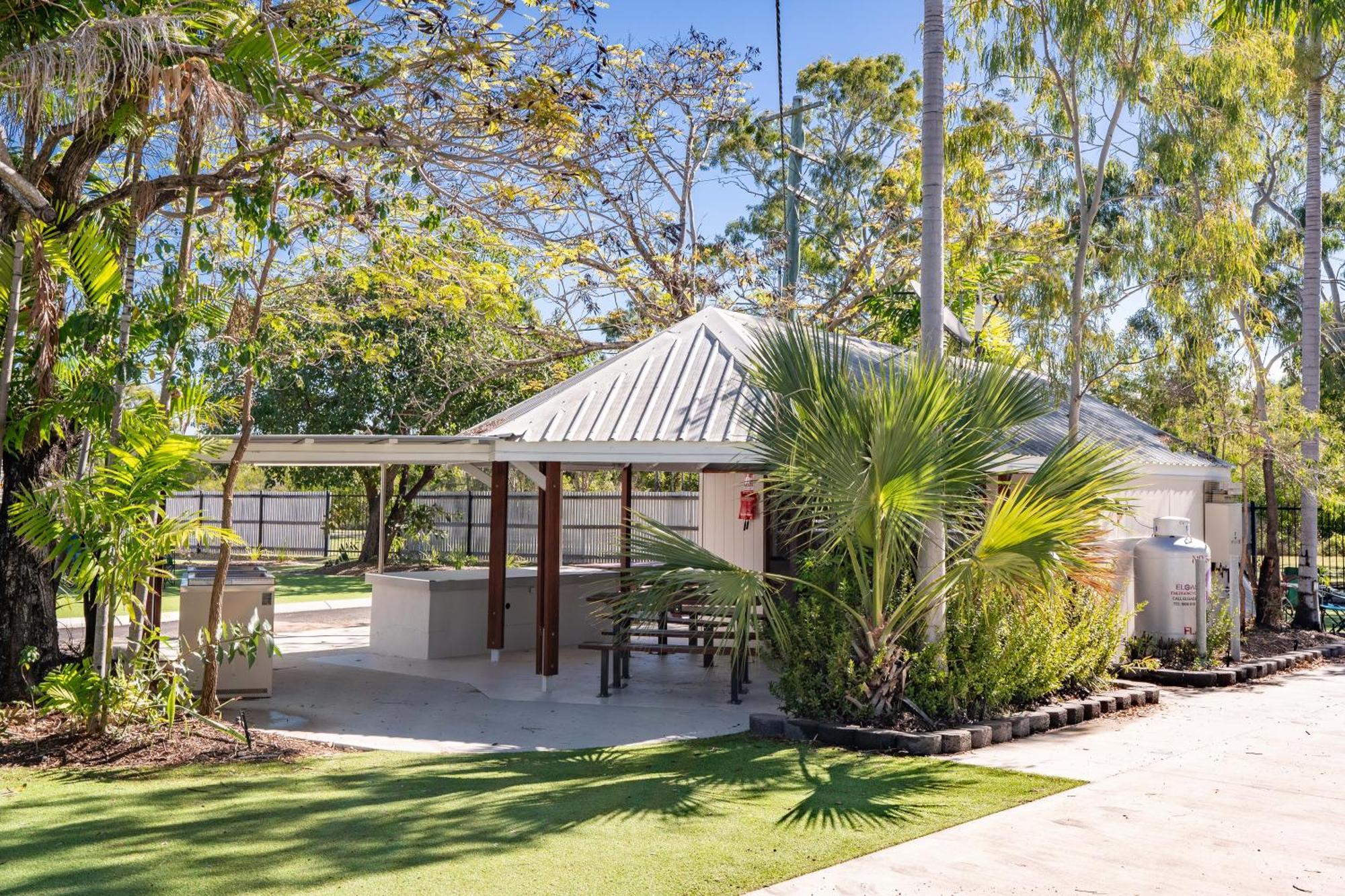 Big4 Tasman Holiday Parks - Rowes Bay Таунсвилл Экстерьер фото