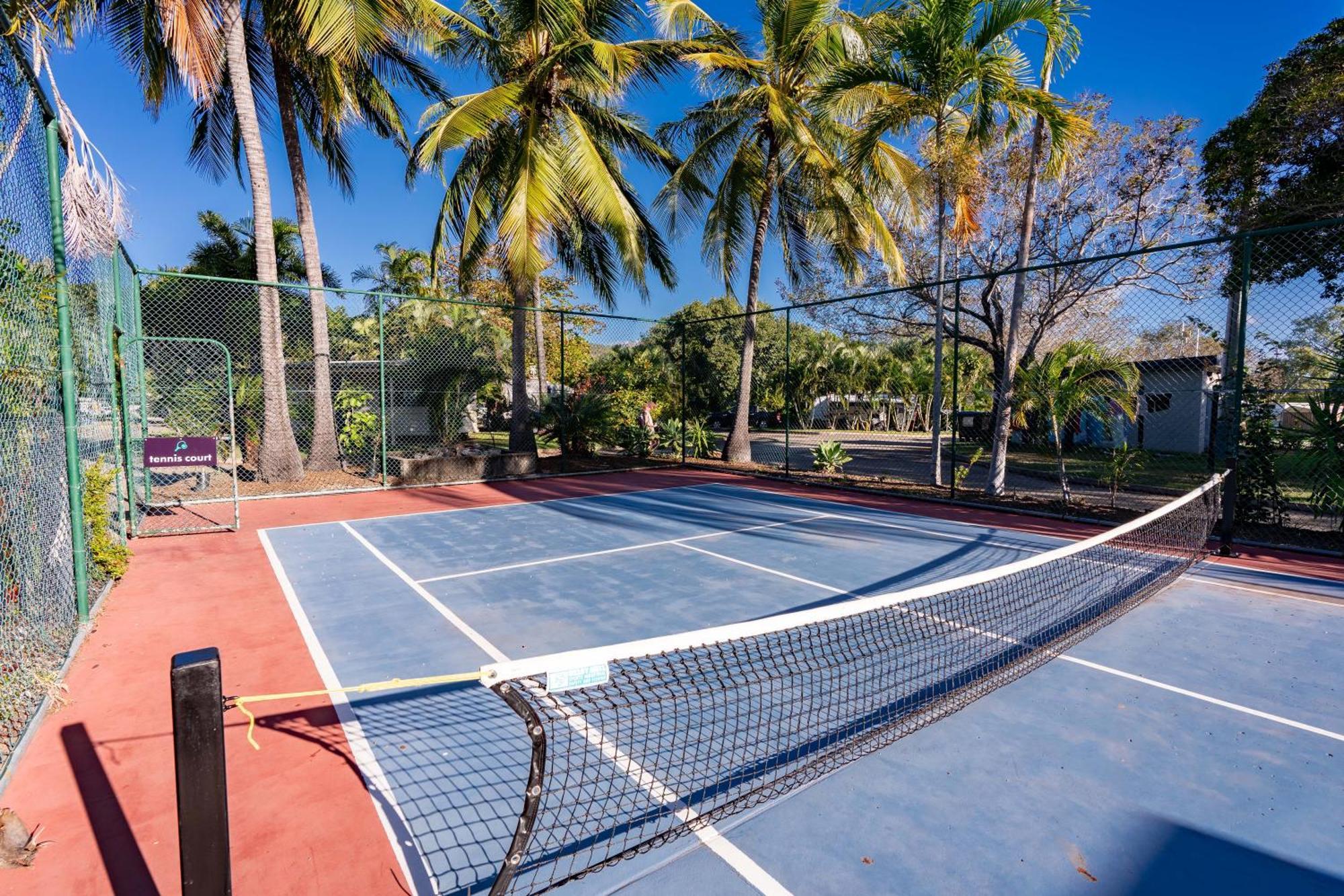 Big4 Tasman Holiday Parks - Rowes Bay Таунсвилл Экстерьер фото