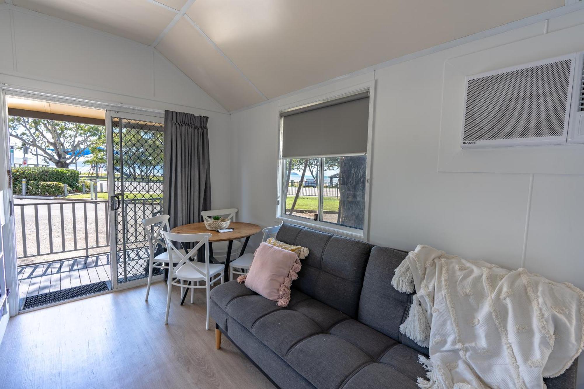 Big4 Tasman Holiday Parks - Rowes Bay Таунсвилл Экстерьер фото