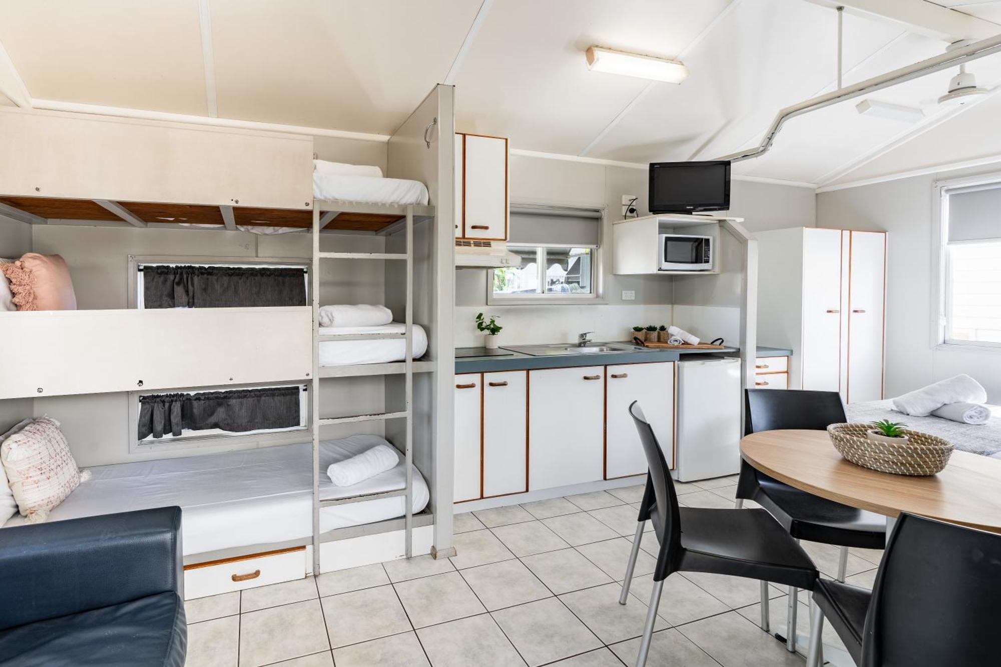 Big4 Tasman Holiday Parks - Rowes Bay Таунсвилл Экстерьер фото